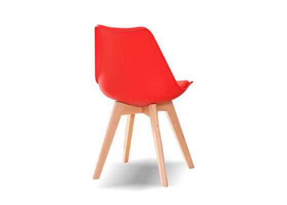 Matte Plastic Dining Chairs With Wooden Legs Scratch Resistant