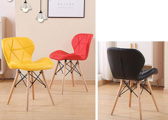 Scratch resistant Eames Dining Chair , Coloured Plastic Dining Room Chairs